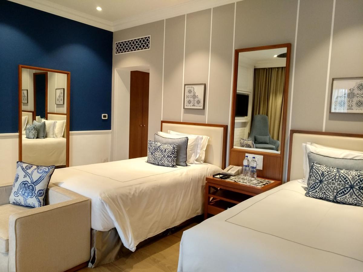Indulgence Zimmer in Villa mit Tauchbecken und 2 Einzelbetten